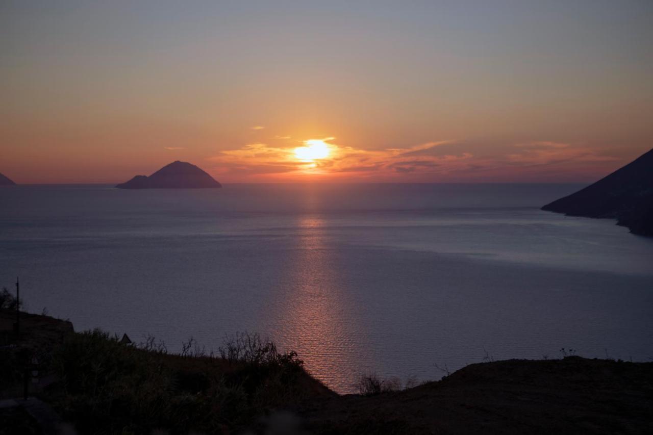 Tenuta Di Castellaro Winery & Resort Lipari Kültér fotó