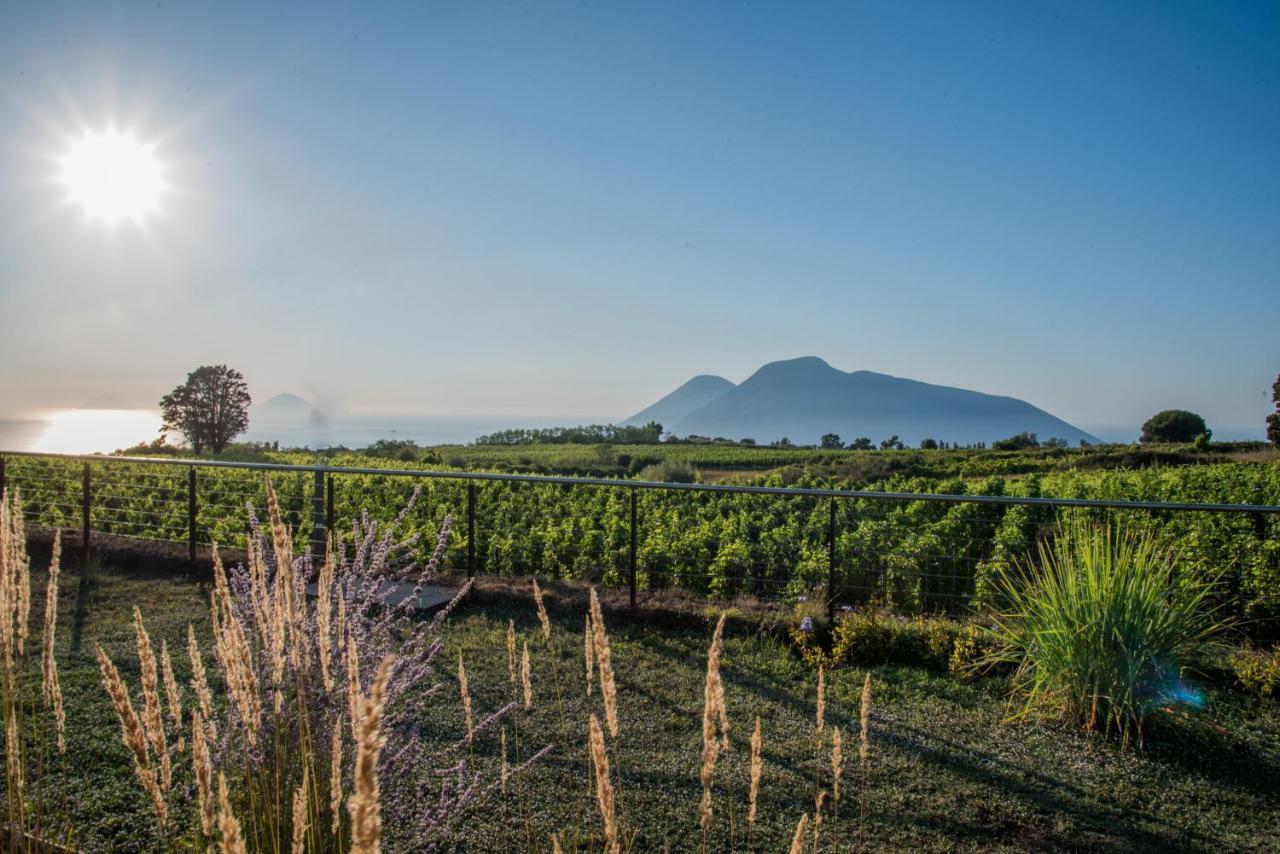 Tenuta Di Castellaro Winery & Resort Lipari Kültér fotó