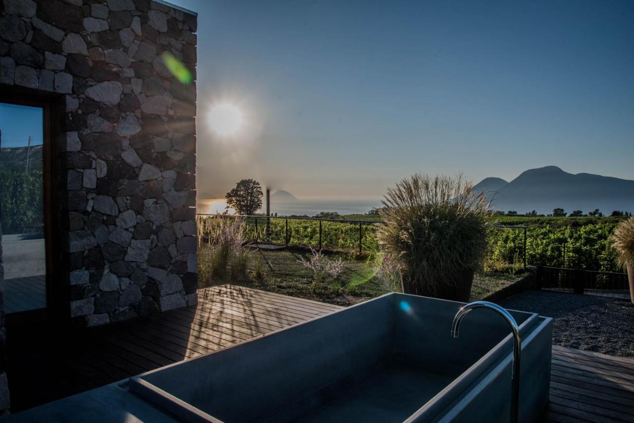 Tenuta Di Castellaro Winery & Resort Lipari Kültér fotó